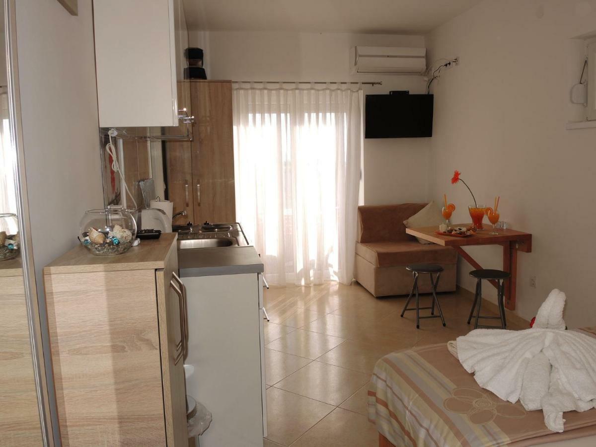 Iva Apartmani Tribalj Extérieur photo