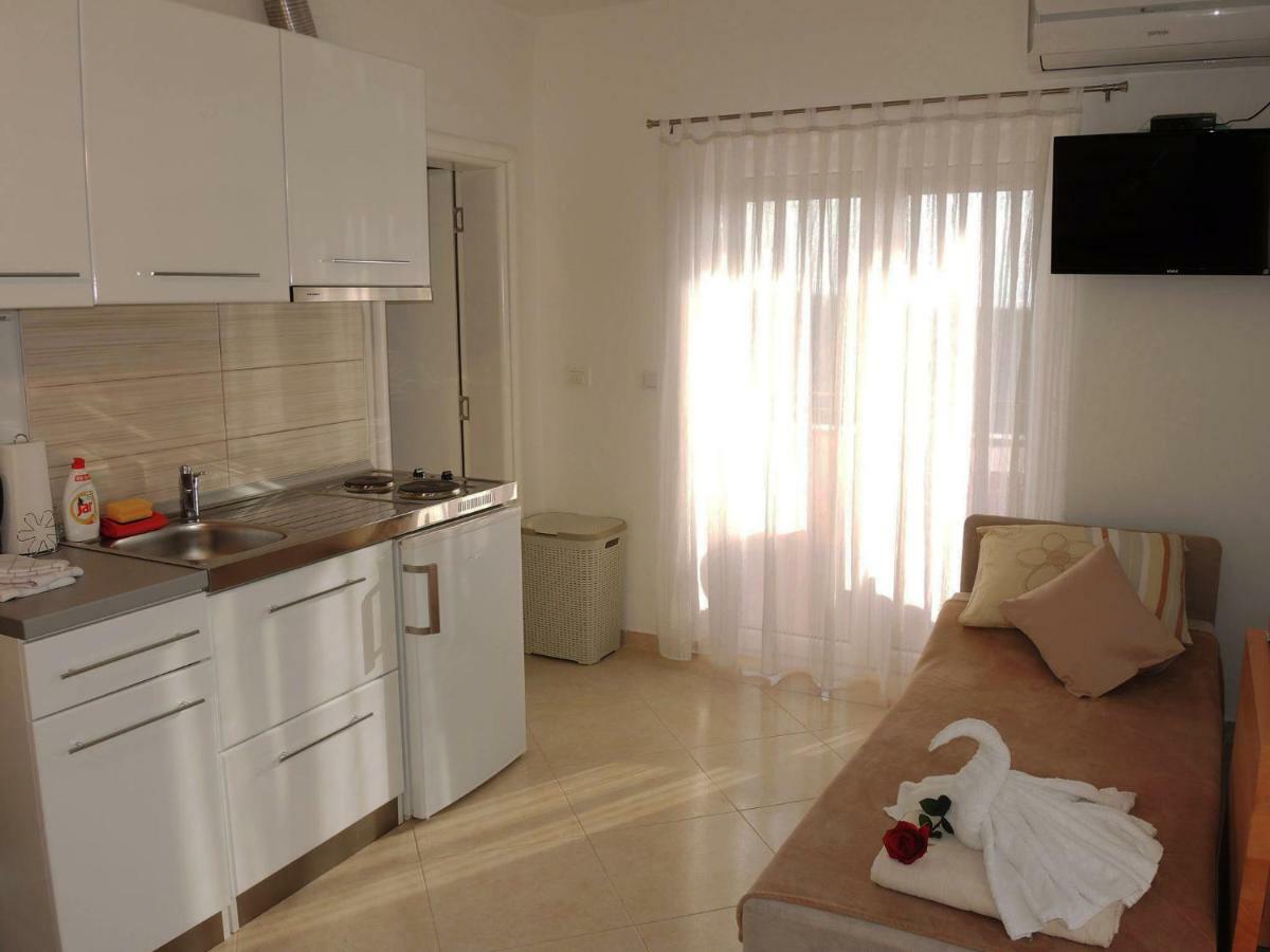 Iva Apartmani Tribalj Extérieur photo
